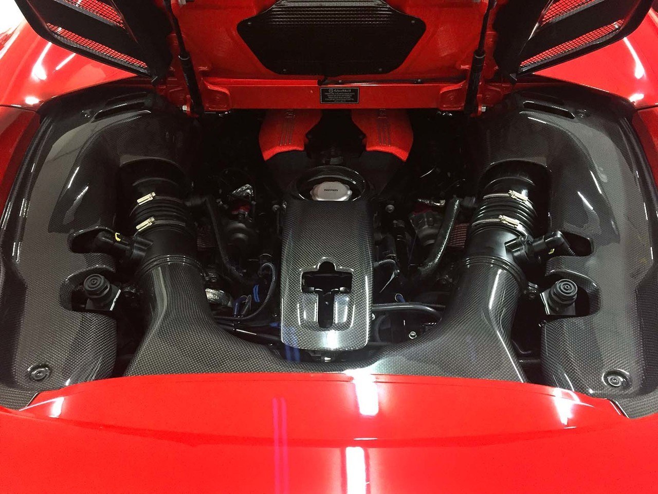 C3 Carbon Ferrari 488 Spider Carbon Fiber Complete Engine Kit