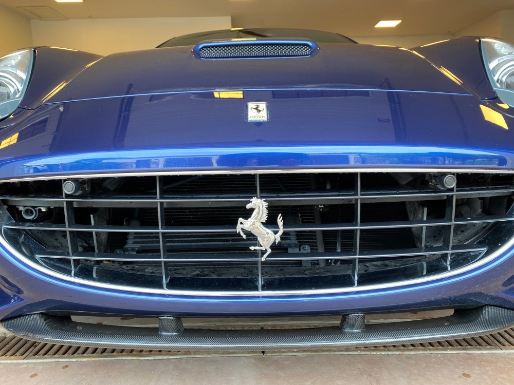 Ferrari Splitter C3 Carbon Ferrari California Carbon Fiber Front Splitter – Discovery Parts